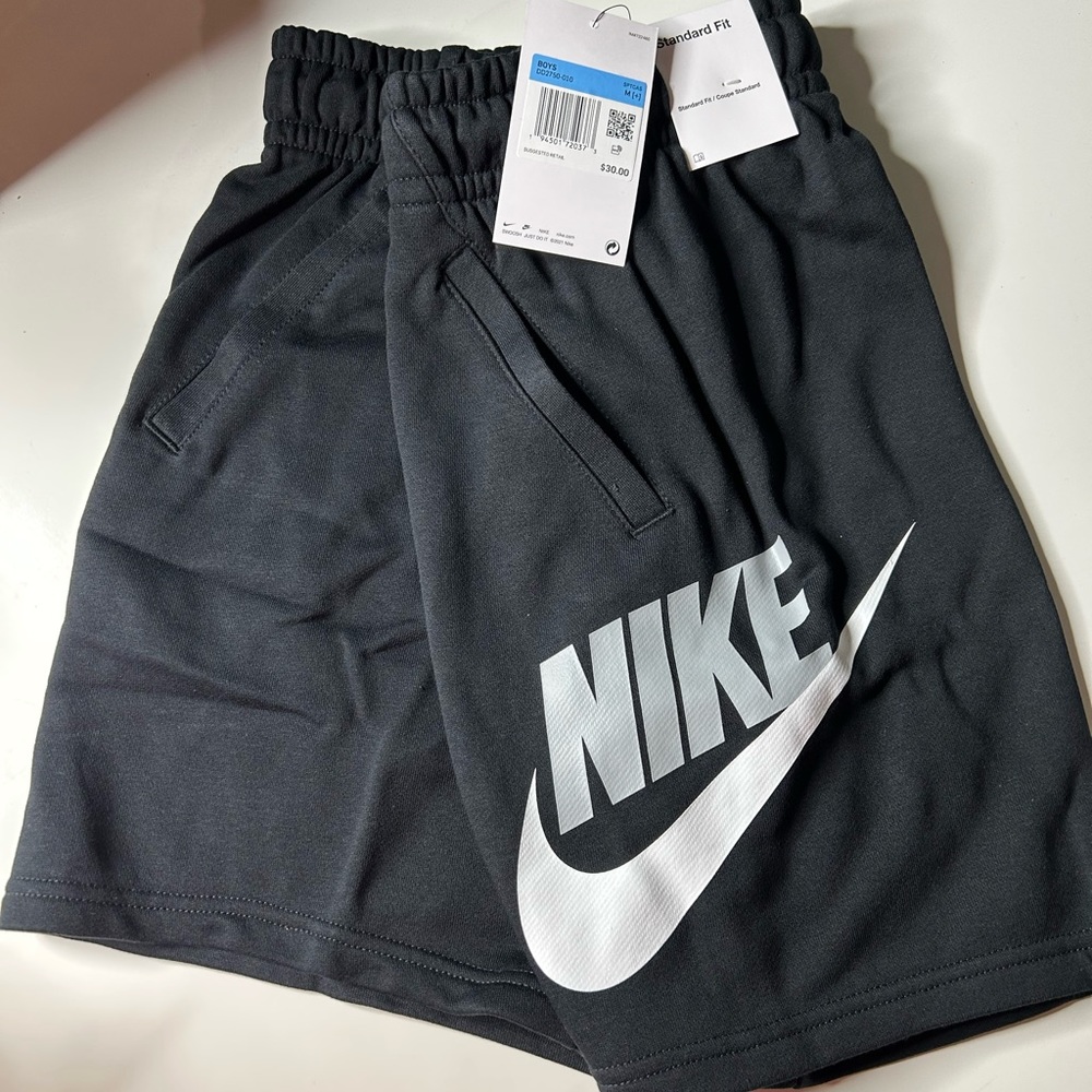 Nike NSW Club + HBR Shorts